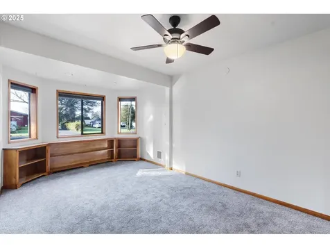 3004 Oak Street Longview WA 98632