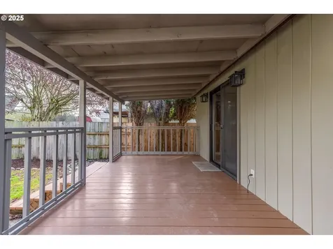 3004 Oak Street Longview WA 98632