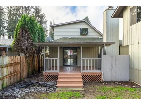 3004 Oak Street Longview WA 98632