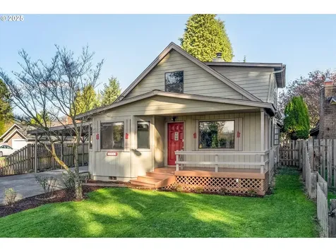 3004 Oak Street Longview WA 98632