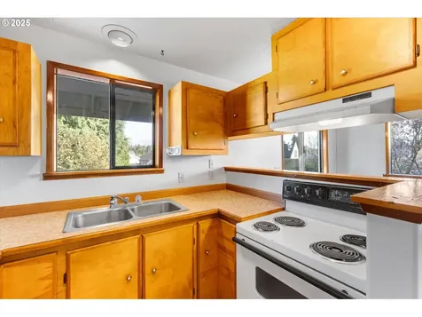 3004 Oak Street Longview WA 98632