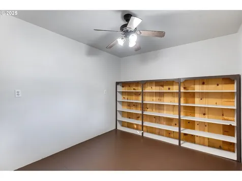 3004 Oak Street Longview WA 98632