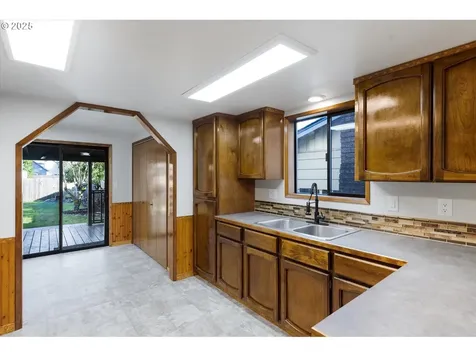 3004 Oak Street Longview WA 98632