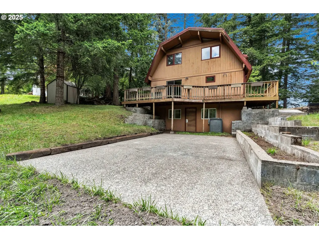 33300 SE Rainbow Road Estacada OR 97023