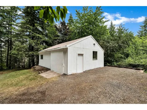 33300 SE Rainbow Road Estacada OR 97023