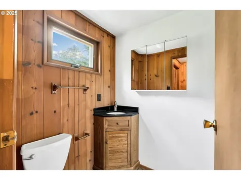 33300 SE Rainbow Road Estacada OR 97023