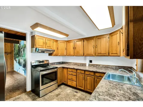 33300 SE Rainbow Road Estacada OR 97023
