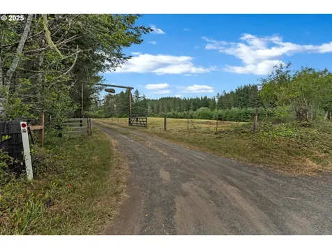 33300 SE Rainbow Road Estacada OR 97023
