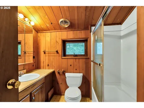 33300 SE Rainbow Road Estacada OR 97023