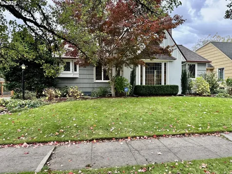 4428 NE Royal Court Portland OR 97213