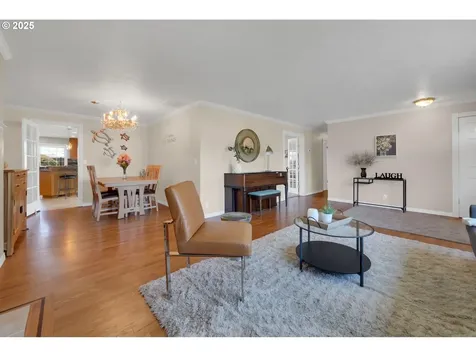 275 Allen Avenue Springfield OR 97477