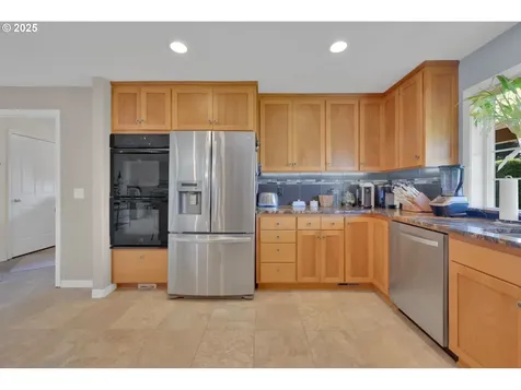 275 Allen Avenue Springfield OR 97477
