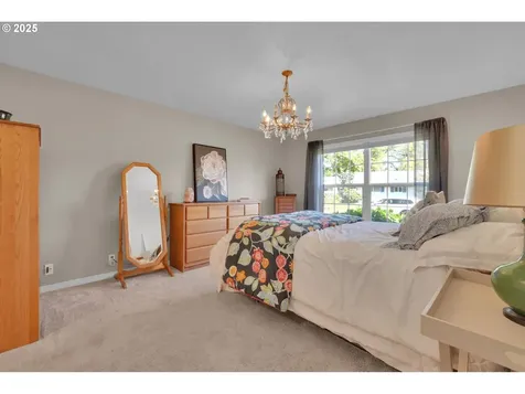 275 Allen Avenue Springfield OR 97477