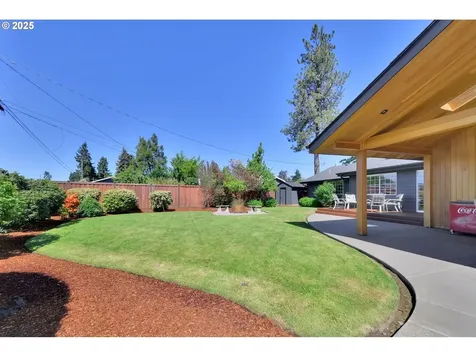 275 Allen Avenue Springfield OR 97477