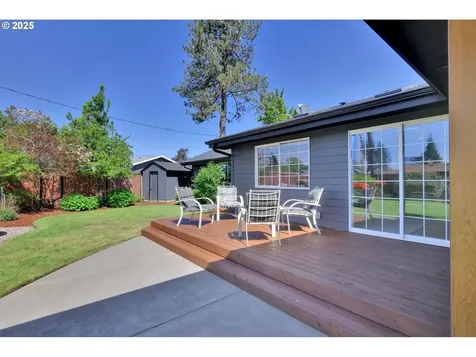 275 Allen Avenue Springfield OR 97477