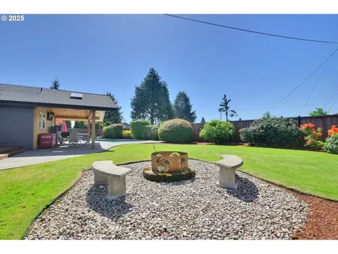275 Allen Avenue Springfield OR 97477