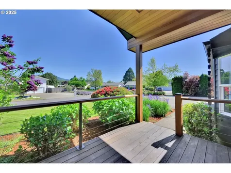 275 Allen Avenue Springfield OR 97477
