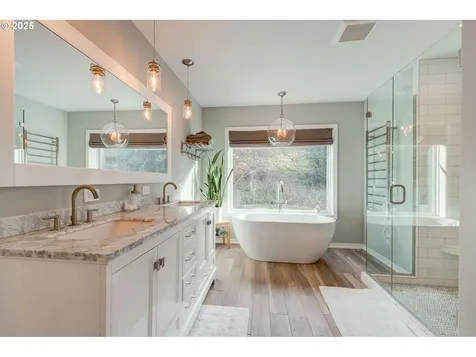 3216 NW Spencer Street Portland OR 97229