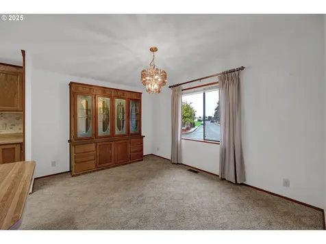 1199 N Terry Street Eugene OR 97402