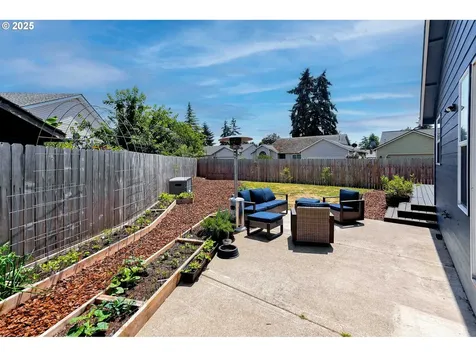 4870 Dorrance Loop NE Salem OR 97305