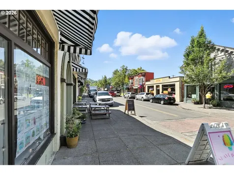 318 NE Roberts Avenue Gresham OR 97030