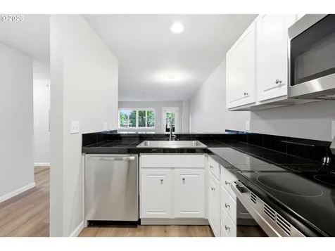 318 NE Roberts Avenue Gresham OR 97030