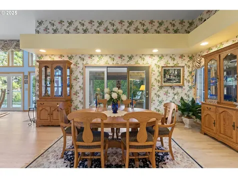 83499 S Cove Way Florence OR 97439