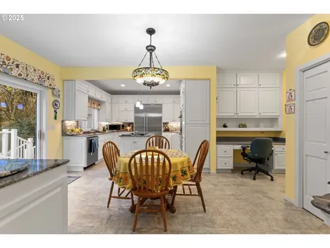 83499 S Cove Way Florence OR 97439