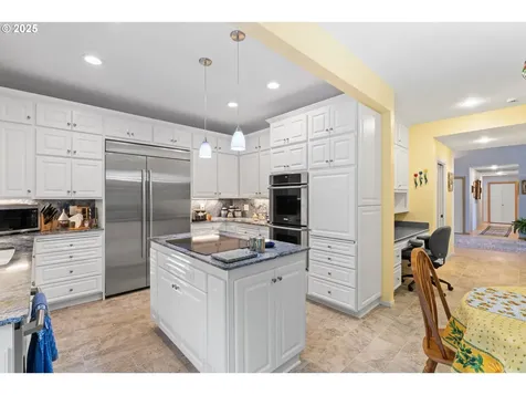 83499 S Cove Way Florence OR 97439