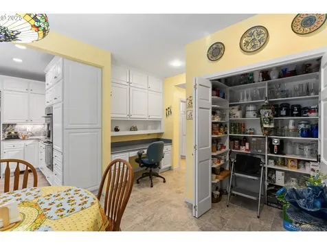 83499 S Cove Way Florence OR 97439