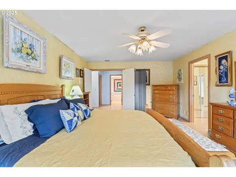 83499 S Cove Way Florence OR 97439