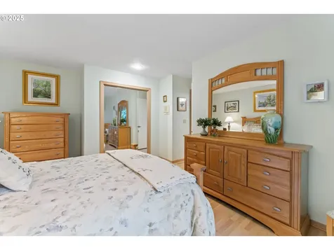 83499 S Cove Way Florence OR 97439