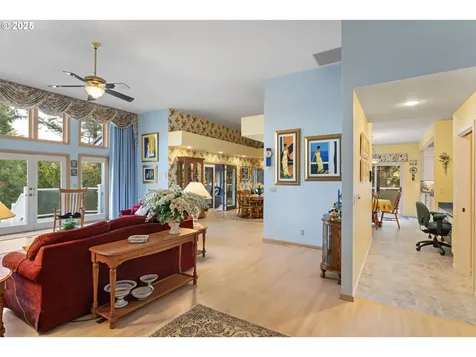 83499 S Cove Way Florence OR 97439