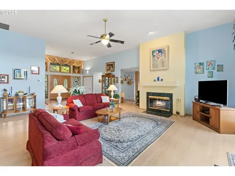 83499 S Cove Way Florence OR 97439