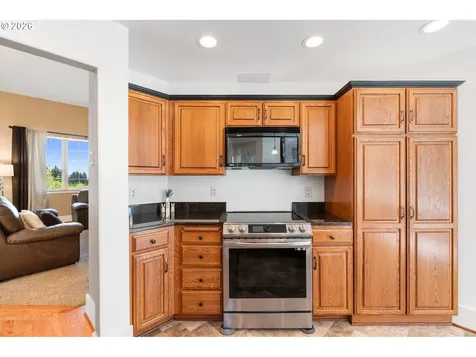308 Brockway Road Chehalis WA 98532