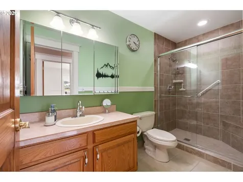 308 Brockway Road Chehalis WA 98532