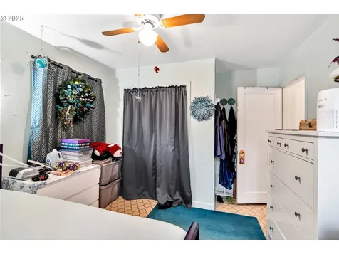 457 25th Avenue Longview WA 98632