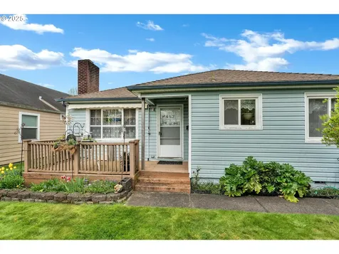 457 25th Avenue Longview WA 98632