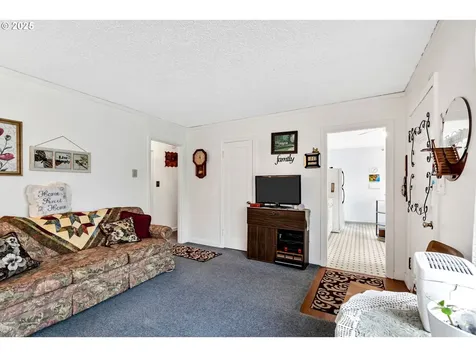 457 25th Avenue Longview WA 98632