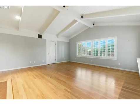 5150 SW Windsor Court Portland OR 97221