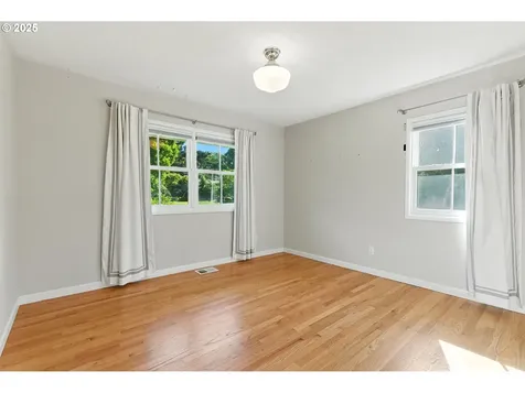 5150 SW Windsor Court Portland OR 97221