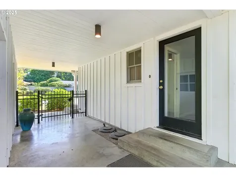 5150 SW Windsor Court Portland OR 97221