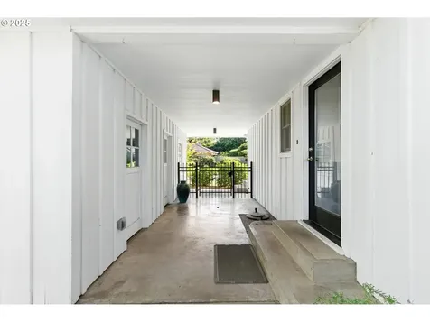 5150 SW Windsor Court Portland OR 97221