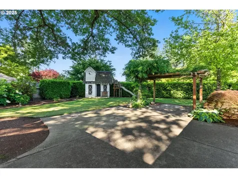 5150 SW Windsor Court Portland OR 97221