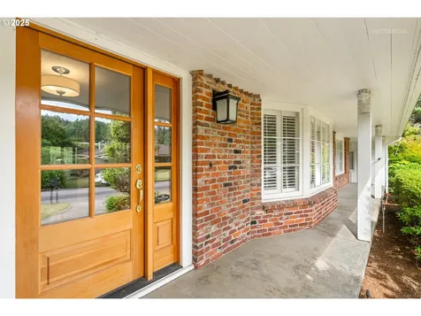 5150 SW Windsor Court Portland OR 97221