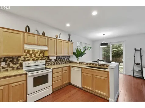 1737 SW Wright Place Troutdale OR 97060