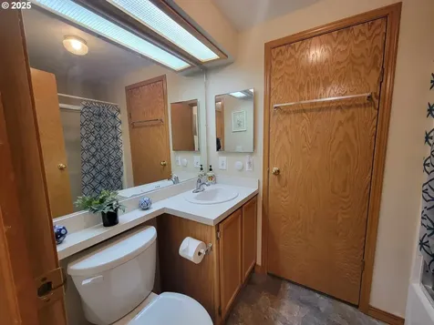 4413 Settlers Loop Forest Grove OR 97116