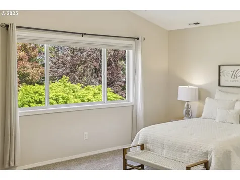 18404 SE 37th Circle Vancouver WA 98683