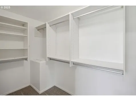 18404 SE 37th Circle Vancouver WA 98683