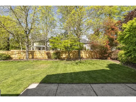 18404 SE 37th Circle Vancouver WA 98683